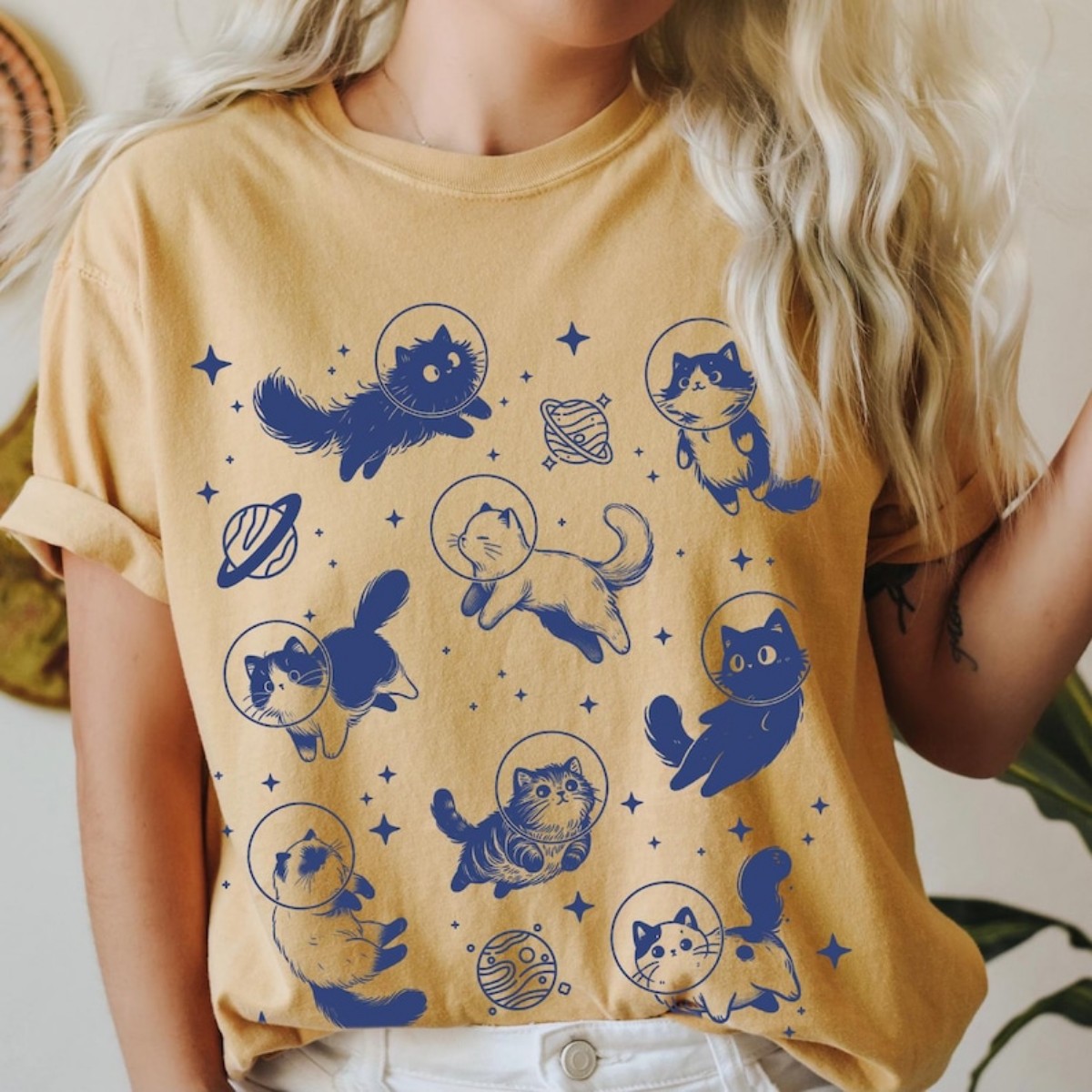 Cats in Space Comfort Colors Shirt, Funny Cat Tshirt, Oversized Cat Shirt, Aesthetic Graphic Retro Vintage T Shirt, Cat Lover Gift, Cat Tee
