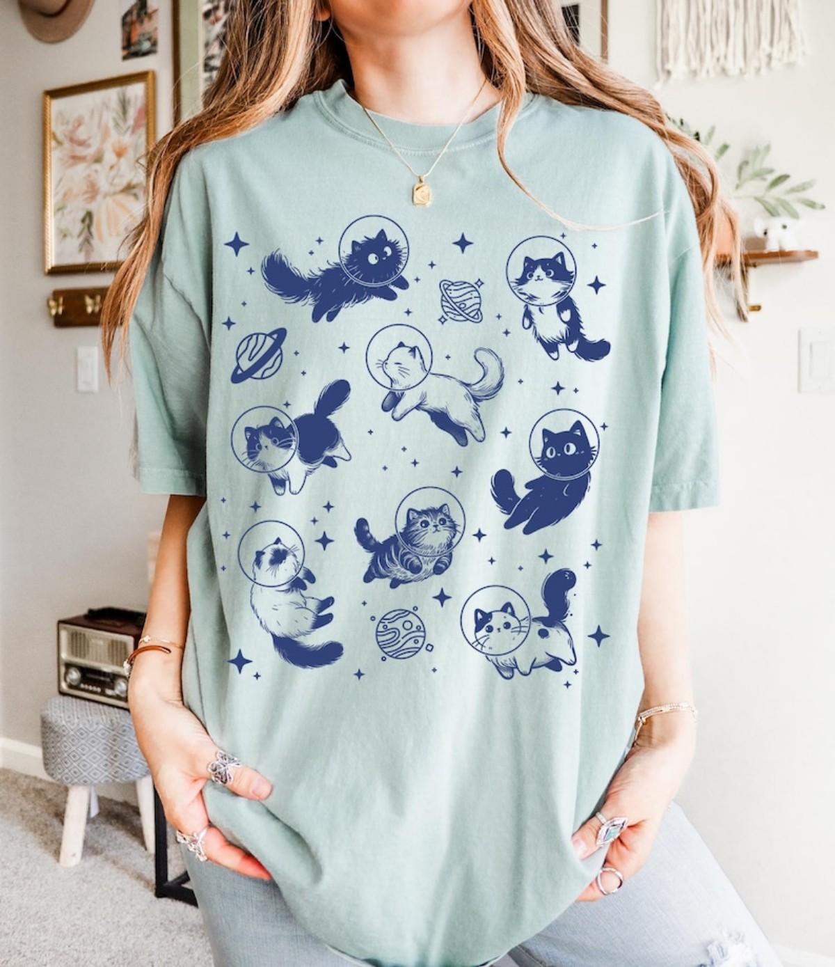 Cats in Space Comfort Colors Shirt, Funny Cat Tshirt, Oversized Cat Shirt, Aesthetic Graphic Retro Vintage T Shirt, Cat Lover Gift, Cat Tee